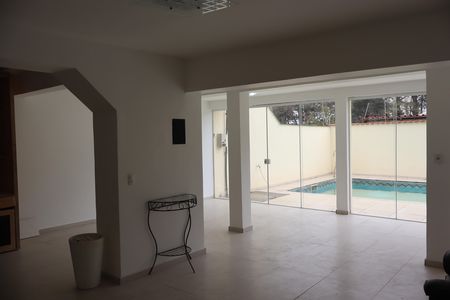 Casa para alugar com 340m², 4 quartos e 3 vagasArea gourmet 