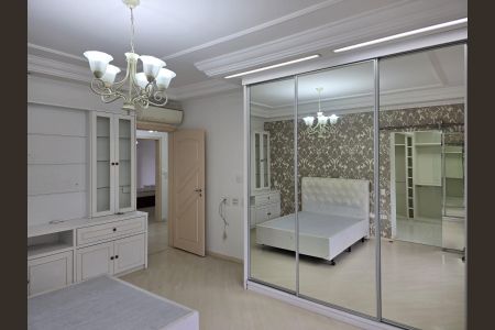 Casa para alugar com 340m², 4 quartos e 3 vagas Casa para alugar com 340m², 4 quartos e 3 vagasSuíte 01