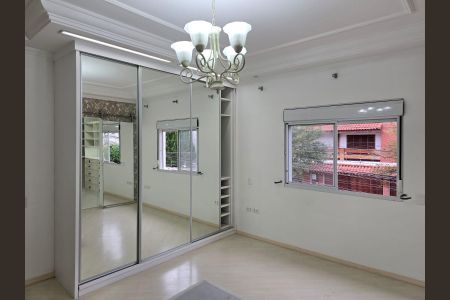 Casa para alugar com 340m², 4 quartos e 3 vagas Casa para alugar com 340m², 4 quartos e 3 vagasSuíte 01