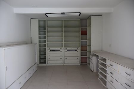 Casa para alugar com 340m², 4 quartos e 3 vagasArea gourmet 