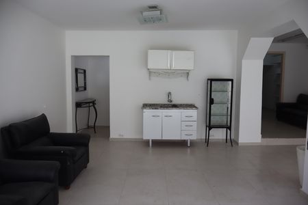 Casa para alugar com 340m², 4 quartos e 3 vagasArea gourmet 