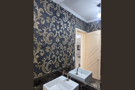 Casa para alugar com 340m², 4 quartos e 3 vagas Casa para alugar com 340m², 4 quartos e 3 vagasLavabo 01