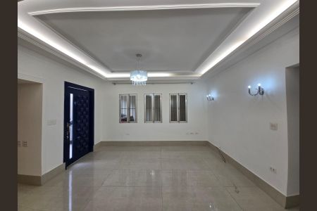 Casa para alugar com 340m², 4 quartos e 3 vagas Casa para alugar com 340m², 4 quartos e 3 vagasSala