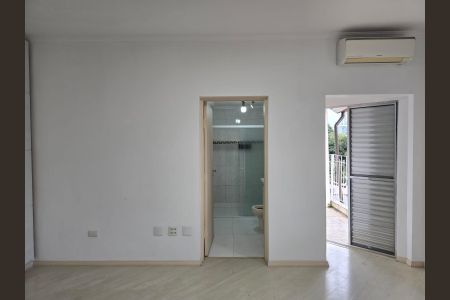Casa para alugar com 340m², 4 quartos e 3 vagas Casa para alugar com 340m², 4 quartos e 3 vagasSuíte 02