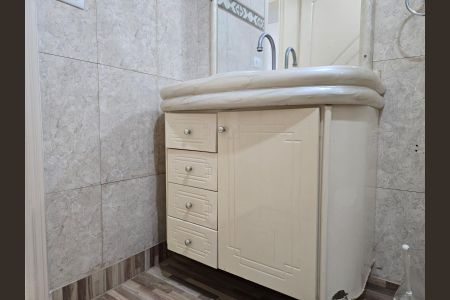 Casa para alugar com 340m², 4 quartos e 3 vagas Casa para alugar com 340m², 4 quartos e 3 vagasBanheiro Social