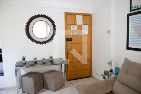 Sala de apartamento para alugar com 3 quartos, 78m² em Jardim Goiás, Goiânia