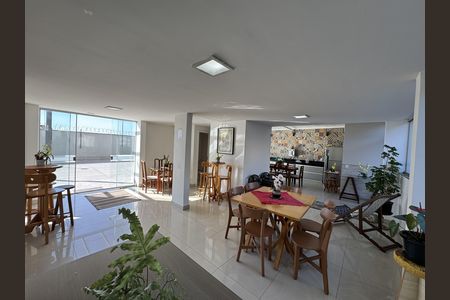Apartamento à venda com 80m², 3 quartos e 2 vagas Apartamento à venda com 80m², 3 quartos e 2 vagasSalão de Festas