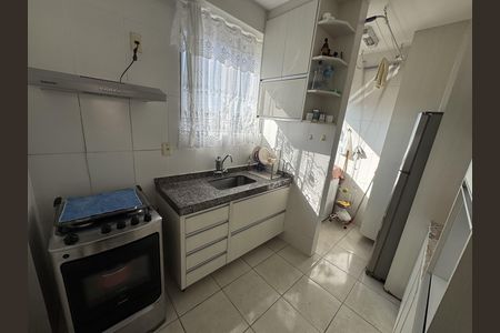 Apartamento à venda com 80m², 3 quartos e 2 vagas Apartamento à venda com 80m², 3 quartos e 2 vagasCozinha
