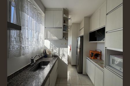 Apartamento à venda com 80m², 3 quartos e 2 vagas Apartamento à venda com 80m², 3 quartos e 2 vagasCozinha