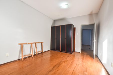 Casa para alugar com 130m², 3 quartos e sem vaga Casa para alugar com 130m², 3 quartos e sem vagaSuíte