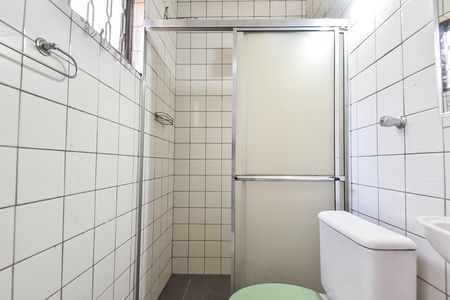 Casa para alugar com 130m², 3 quartos e sem vaga Casa para alugar com 130m², 3 quartos e sem vagaBanheiro da edícula
