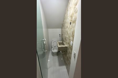 Casa de condomínio para alugar com 390m², 6 quartos e 5 vagas Casa de condomínio para alugar com 390m², 6 quartos e 5 vagasBanheiro