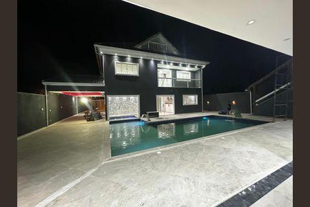 Casa de condomínio para alugar com 390m², 6 quartos e 5 vagas Casa de condomínio para alugar com 390m², 6 quartos e 5 vagasÁrea externa