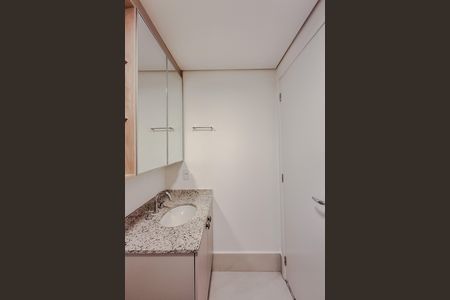 Apartamento para alugar com 72m², 2 quartos e 1 vaga Apartamento para alugar com 72m², 2 quartos e 1 vagaBanheiro