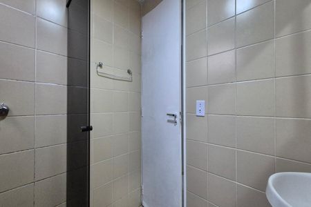 Apartamento à venda com 60m², 2 quartos e 1 vaga Apartamento à venda com 60m², 2 quartos e 1 vagaBanheiro
