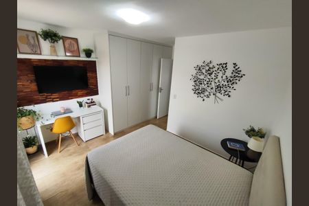 Quarto de apartamento à venda com 2 quartos, 80m² em Vila Campo Grande, São Paulo