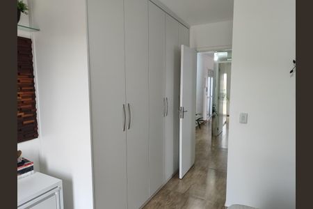 Apartamento à venda com 80m², 2 quartos e 1 vaga Apartamento à venda com 80m², 2 quartos e 1 vagaCorredor