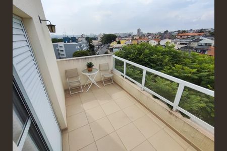 Apartamento à venda com 80m², 2 quartos e 1 vaga Apartamento à venda com 80m², 2 quartos e 1 vagaVaranda
