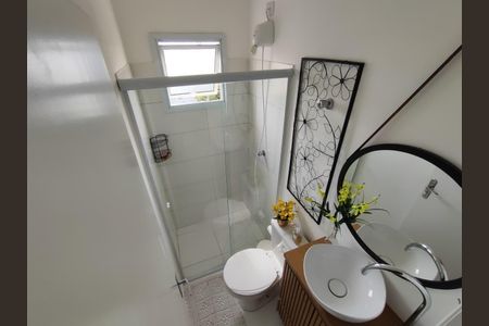 Apartamento à venda com 80m², 2 quartos e 1 vaga Apartamento à venda com 80m², 2 quartos e 1 vagaBanheiro