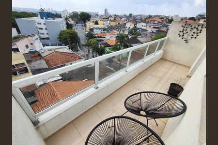 Apartamento à venda com 80m², 2 quartos e 1 vaga Apartamento à venda com 80m², 2 quartos e 1 vagaVaranda