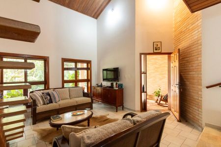 Casa de condomínio para alugar com 207m², 4 quartos e 2 vagas