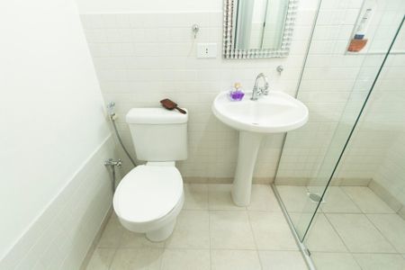 Casa de condomínio para alugar com 207m², 4 quartos e 2 vagas