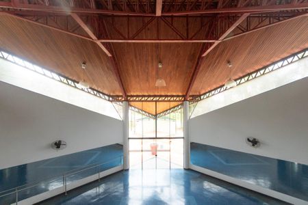 Casa de condomínio para alugar com 207m², 4 quartos e 2 vagas