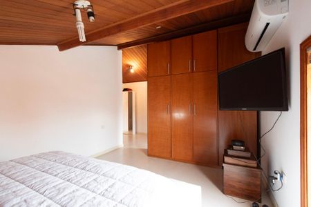 Casa de condomínio para alugar com 207m², 4 quartos e 2 vagas