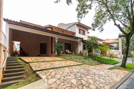 Casa de condomínio para alugar com 207m², 4 quartos e 2 vagas