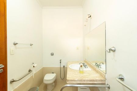 Casa de condomínio para alugar com 207m², 4 quartos e 2 vagas