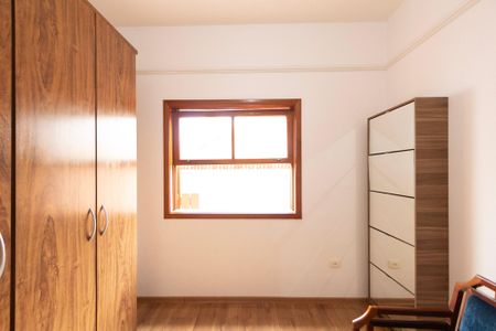 Casa de condomínio para alugar com 207m², 4 quartos e 2 vagas