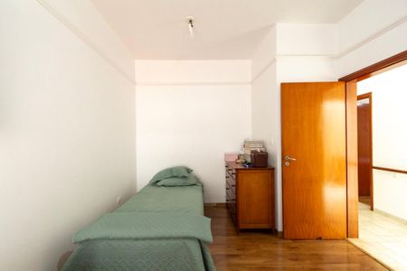 Casa de condomínio para alugar com 207m², 4 quartos e 2 vagas