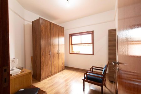 Casa de condomínio para alugar com 207m², 4 quartos e 2 vagas