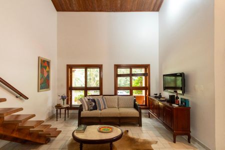 Casa de condomínio para alugar com 207m², 4 quartos e 2 vagas