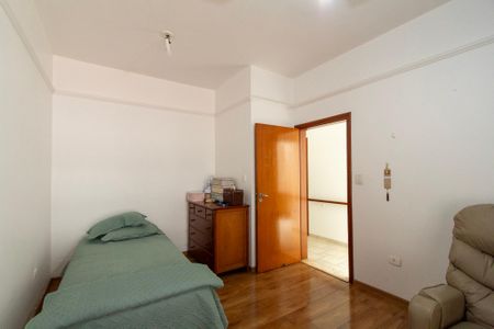 Casa de condomínio para alugar com 207m², 4 quartos e 2 vagas