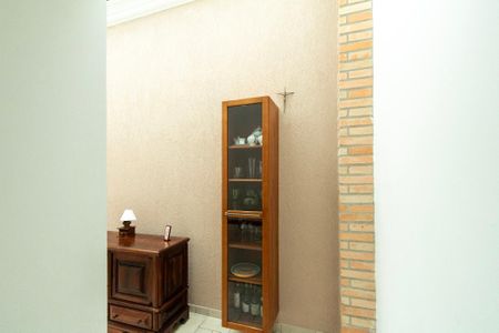 Casa de condomínio para alugar com 207m², 4 quartos e 2 vagas
