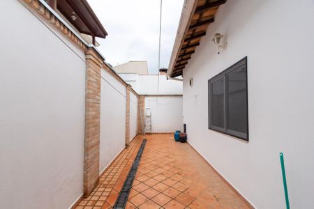 Casa de condomínio para alugar com 207m², 4 quartos e 2 vagas