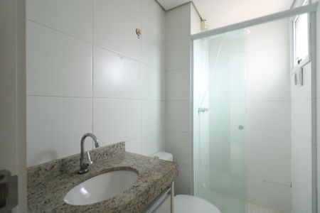 Apartamento à venda com 66m², 3 quartos e 1 vaga Apartamento à venda com 66m², 3 quartos e 1 vagaBanheiro da Suíte