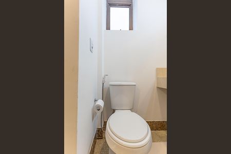 Apartamento à venda com 74m², 2 quartos e 2 vagasBanheiro da Suíte 1