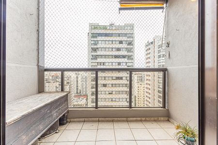 Apartamento à venda com 74m², 2 quartos e 2 vagasVaranda