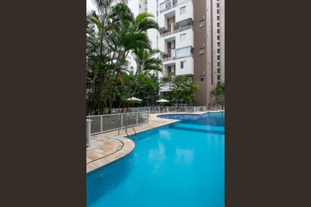 Apartamento à venda com 74m², 2 quartos e 2 vagasÁrea comum - Piscina