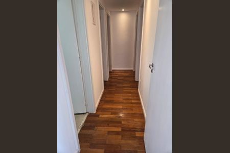 Apartamento para alugar com 130m², 3 quartos e 2 vagas