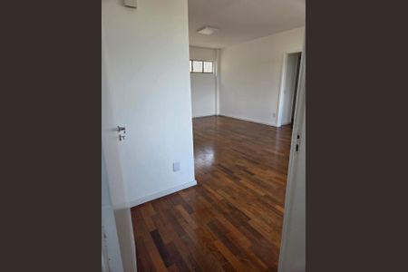 Apartamento para alugar com 130m², 3 quartos e 2 vagas