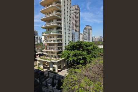 Apartamento para alugar com 130m², 3 quartos e 2 vagas