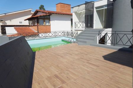 Casa de condomínio para alugar com 246m², 2 quartos e 4 vagasPiscina