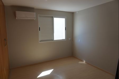 Casa de condomínio para alugar com 246m², 2 quartos e 4 vagasQuarto 1