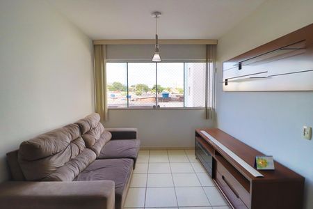 Sala de apartamento para alugar com 2 quartos, 57m² em Saraiva, Uberlândia