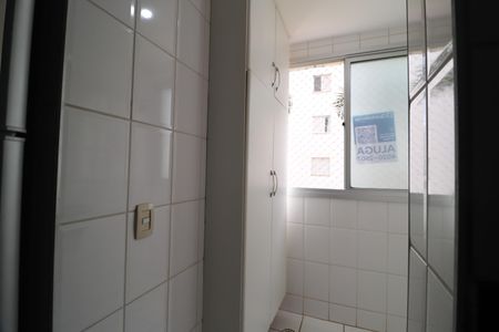 Apartamento para alugar com 57m², 2 quartos e 2 vagasCozinha e Área de Serviço