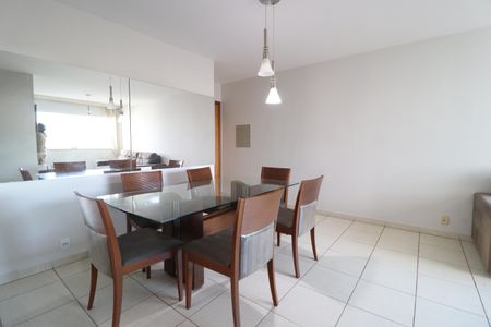 Apartamento para alugar com 57m², 2 quartos e 2 vagasSala