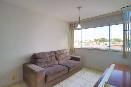 Sala de apartamento para alugar com 2 quartos, 57m² em Saraiva, Uberlândia